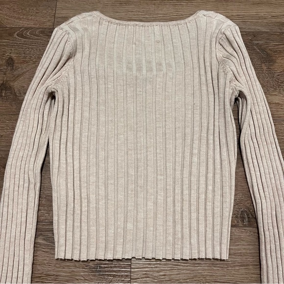 Pink Rose Button-up Cropped Sweater - Size Medium - Picture 10 of 12